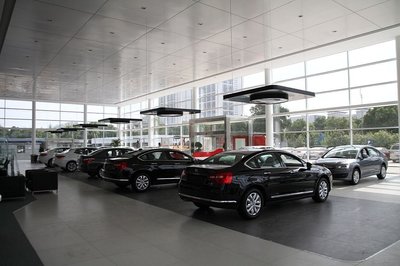 誠聘行政文員 加入汽車信息咨詢服務(wù)團(tuán)隊(duì)